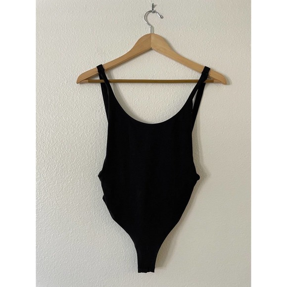 ASOS Size 4 Women's Black Backless Bodysuit Top Thong Open Back Sleeveless - Picture 1 of 7